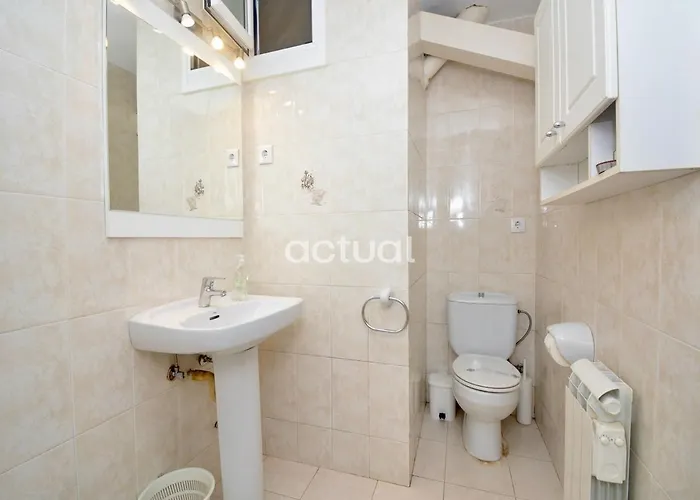 Appartement Politur F-4 *