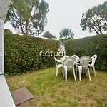 Politur F-4 Apartment